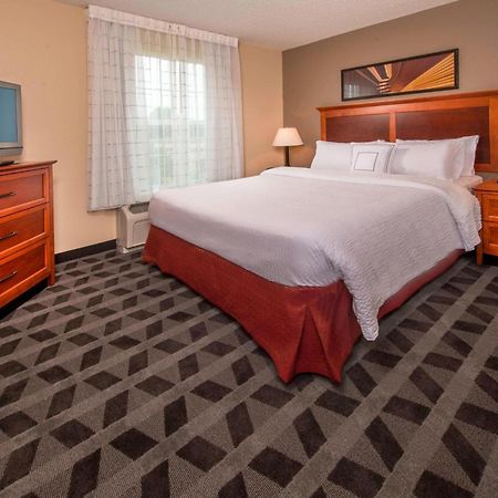 Towneplace Suites By Marriott Clinton At Joint Base Andrews Exterior photo